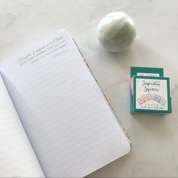 🆕 Gift Set - Picture 2 of 3